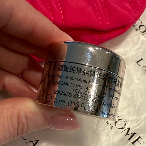 Lancôme 7-pc gift includes Absolue, Idole, 2 Mascara, lipstick, Clarifique & bag - Picture 7 of 11